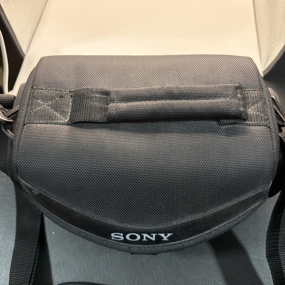 Sony Handycam HI8 Camcorder Black Carrying Case Bag w/ Shoulder Strap